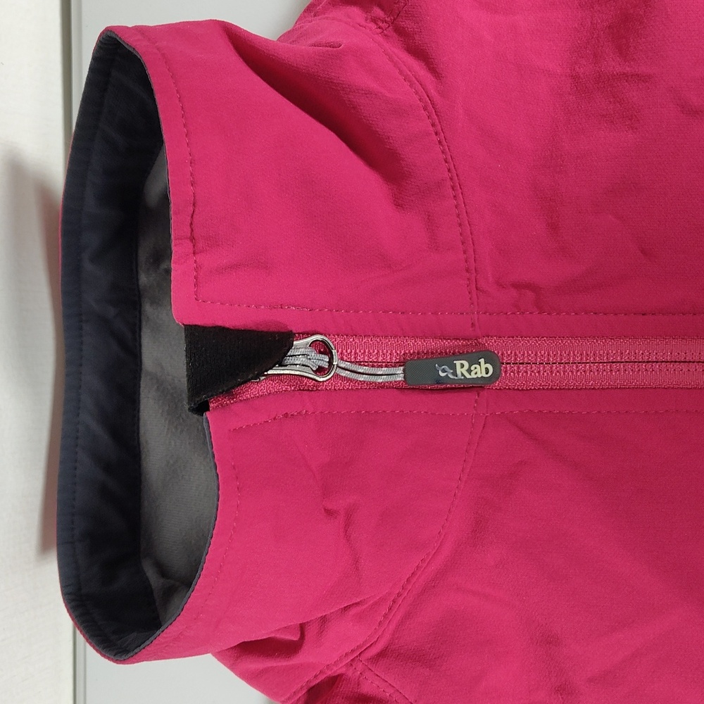 Rab Women's Sawtooth Jacket softshell outdoor pin… - image 2